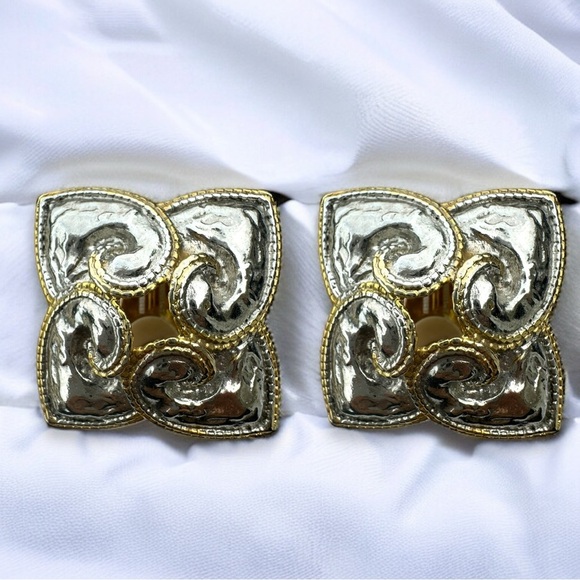Vintage 80s Runway Glam Clip-On Earrings - Picture 1 of 3